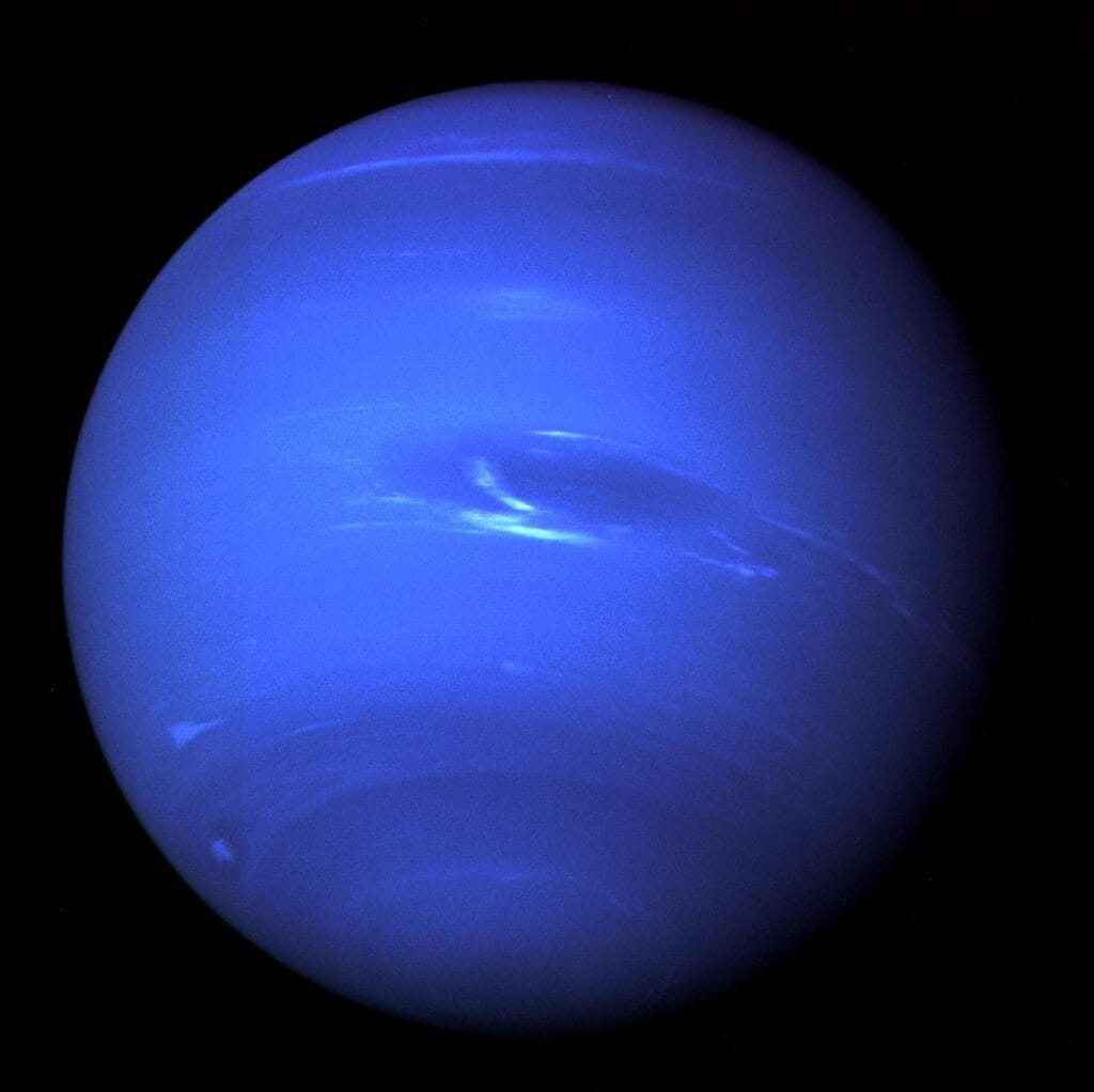 Neptune auroras: first direct evidence of auroras on the ice giant 2 neptune neptune Telescope.co.uk - Everything for stargazing & nature observation