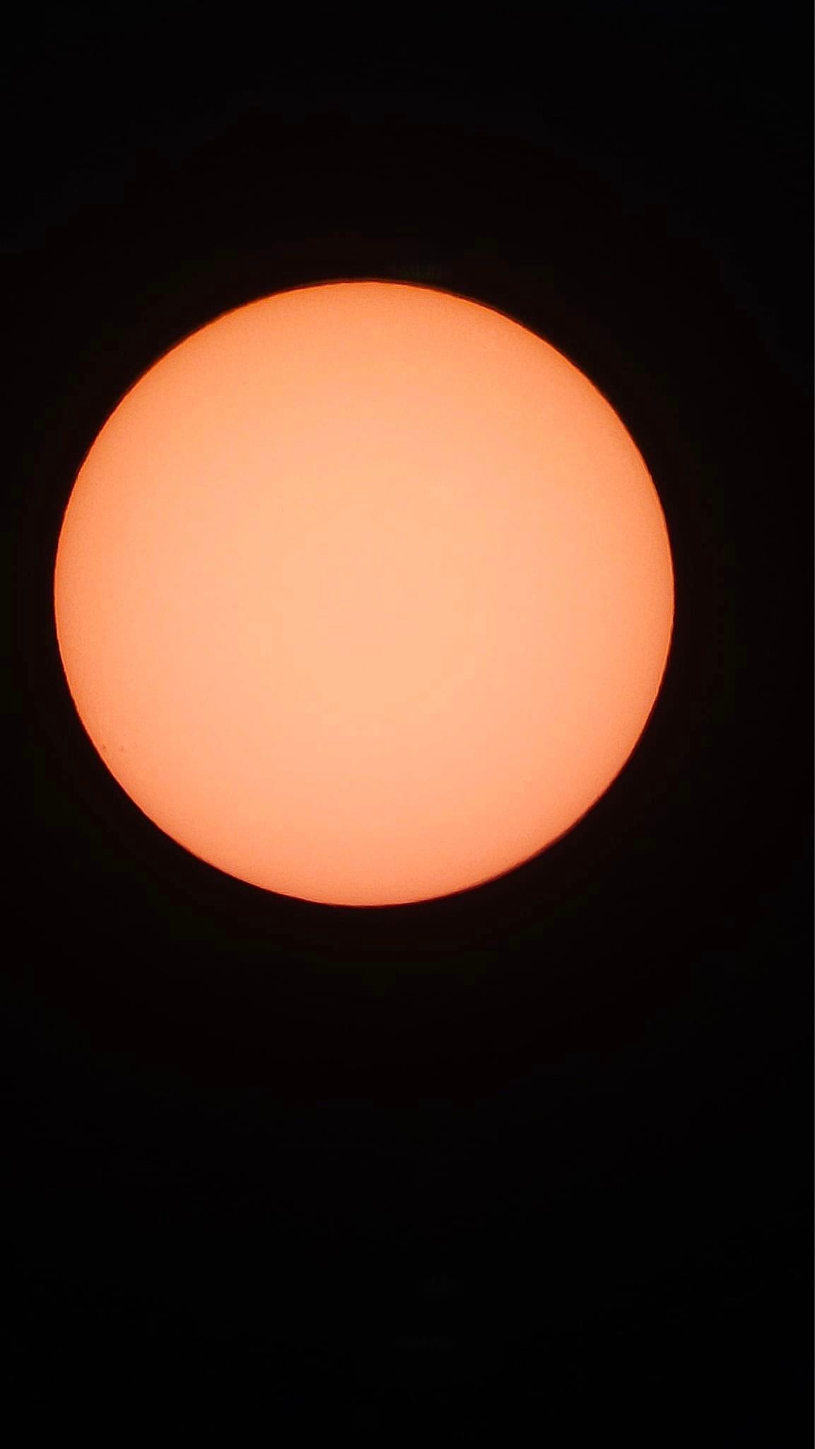 Sun through a telescope 2 Telescoop.co.uk - Everything for stargazing & nature observation