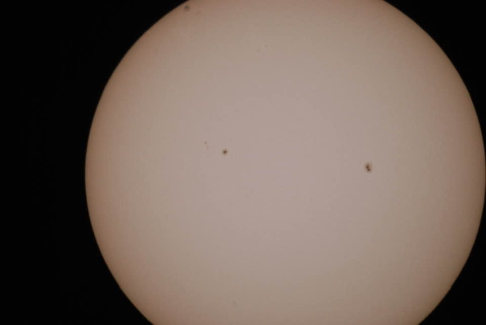 Sun through a telescope 5 Telescoop.co.uk - Everything for stargazing & nature observation