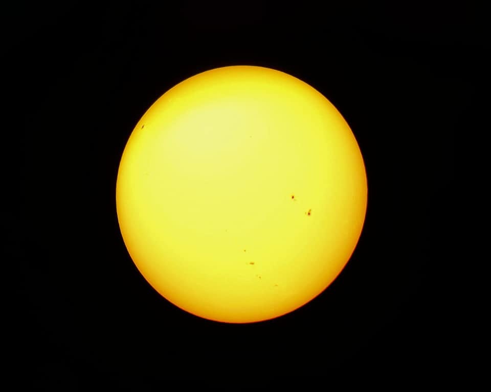 Sun through a telescope 6 Telescoop.co.uk - Everything for stargazing & nature observation