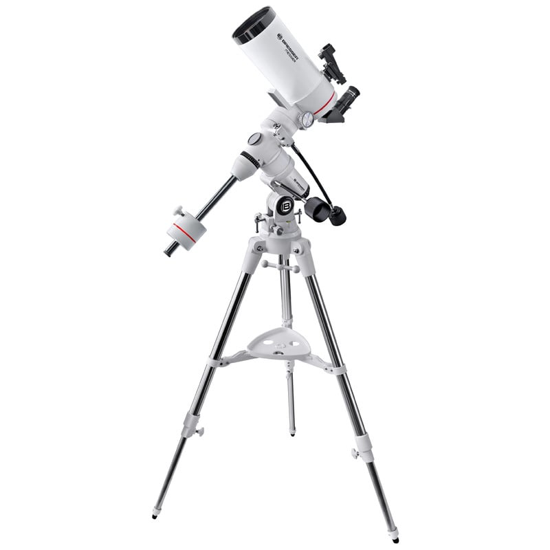 Bresser Messier 100/1400 Maksutov EXOS-1 2 Bresser MC 100 1400 Telescoop Maksutov Messier EXOS 1 1 Bresser MC 100/1400 gemonteerd op EXOS-1 montering met staal statief en accessoireplateau, kijkend omhoog.