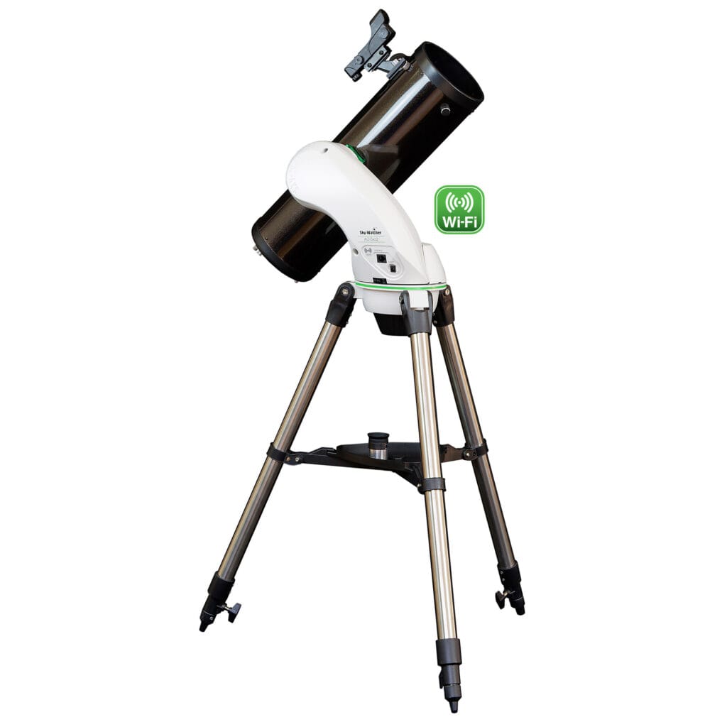 Sky-Watcher SkyHawk-1145P AZ-Go2 - 4.5" Newton Reflector 2 Skywatcher Telescope N 114 500 Skyhawk 1145P AZ Go2 2 Skywatcher Telescope N 114 500 Skyhawk 1145P AZ Go2 2 Telescoop.com - Everything for stargazing & nature observation