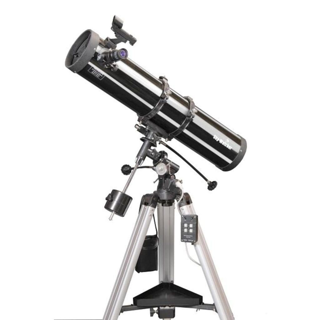 Sky-Watcher Explorer-130 EQ2 with motor - 130mm Newton Reflector 1 Skywatcher Telescope N 130 900 Explorer EQ 2 with motor Sky-Watcher Telescope N 130/900 Explorer EQ-2 with motor