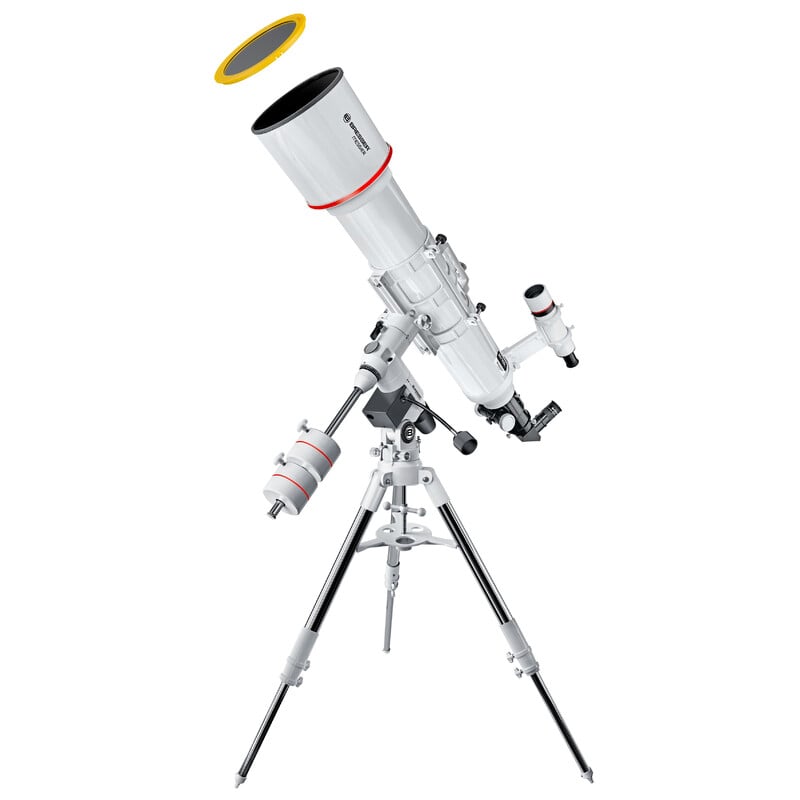 Bresser Messier 152L/1200 Refractor Hexafoc EXOS-2 2 Bresser AC 152L 1200 Telescoop Messier Hexafoc EXOS 2 1 Bresser AC 152L/1200 telescoop in opstelling op EXOS-2 statief, met lange buis en accessoireplateau