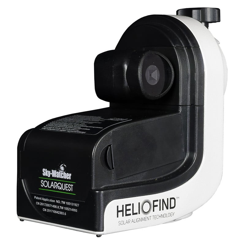 Sky-Watcher SolarQuest Automatische Solar Go-To Montering (Alleen Kop) 2 Skywatcher AZ Montering Solarquest zonder statief 3 Skywatcher AZ Montering Solarquest detailaanzicht van de zwarte HelioFind-moduul met logo en statusindicatoren.