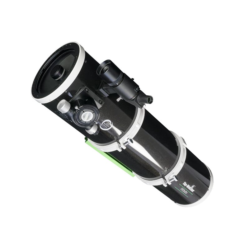 Sky-Watcher Explorer MN190 DS Pro – 190mm Maksutov-Newton (OTA) 1 Skywatcher MN 190 1000 Maksutov Newton Telescoop Explorer DS Pro OTA 1 Skywatcher MN 190/1000 Maksutov-Newton OTA in zijaanzicht met 8x50 hoekzoeker, 2 inch Crayford-focuser en buisringen op Vixen-zwaluwstaart.