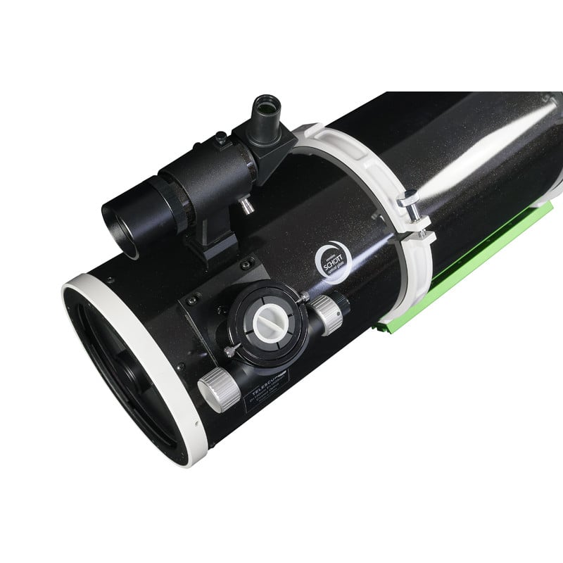 Sky-Watcher Explorer MN190 DS Pro – 190mm Maksutov-Newton (OTA) 2 Skywatcher MN 190 1000 Maksutov Newton Telescoop Explorer DS Pro OTA 2 Skywatcher MN 190/1000 focuserzijde met 2 inch Crayford, 1,25 inch adapter, T2-aansluiting en gemonteerde 8x50 hoekzoeker.