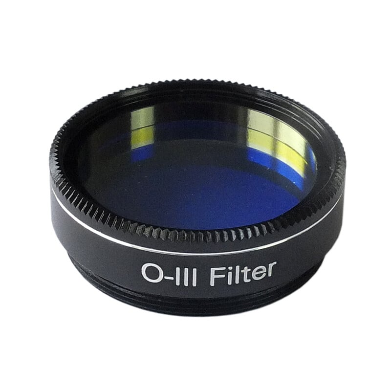 Skywatcher OIII 1 Filters 25" 1 Skywatcher OIII 1 Filters 25 2 Skywatcher OIII 1 O-III 1,25 inch lijnfilter in zwarte aluminium vatting met blauwgroen glas.