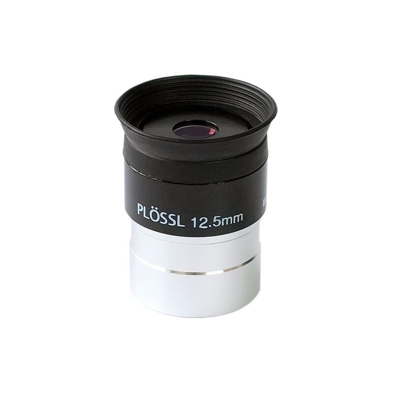 Sky-Watcher 1.25" 12.5 mm Super Plössl oculair 1 Skywatcher Oculair Super Plossl 125mm 125 Skywatcher Oculair Super Plössl 12,5mm 1,25 inch oculair met rubberen oogschelp en geribbelde grip op witte achtergrond.