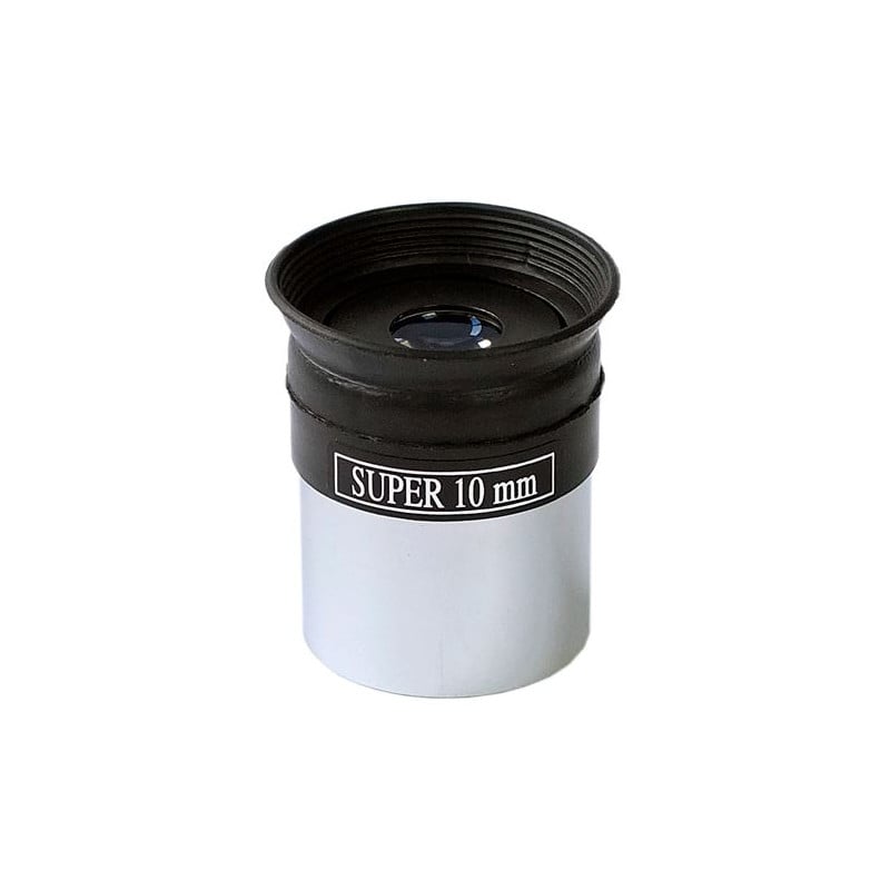 Sky-Watcher 1.25" 10 mm Super MA oculair 1 Skywatcher Super MA oculair 10mm 125 Skywatcher Super MA oculair 10mm 1,25 inch met rubberen opvouwbare oogschelp en chromen insteekhuls op witte achtergrond.