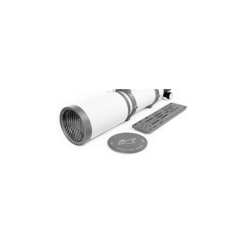 William Optics Fluorostar 132/925 Refractor APO Space Gray OTA 1 William Optics AP 132 925 Apochromatic refractor Fluorostar Space Gray OTA 1 William Optics AP 132/925 apochromatic refractor OTA with Losmandy-style dovetail and Bahtinov mask.