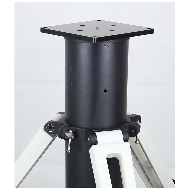 iOptron Tri-Pier Adapter, for Paramount MyT 1 iOptron Tri Pier Adapter for Paramount MyT iOptron Tri-Pier Adapter on black and white tripod for mounting Paramount MyT telescope mount