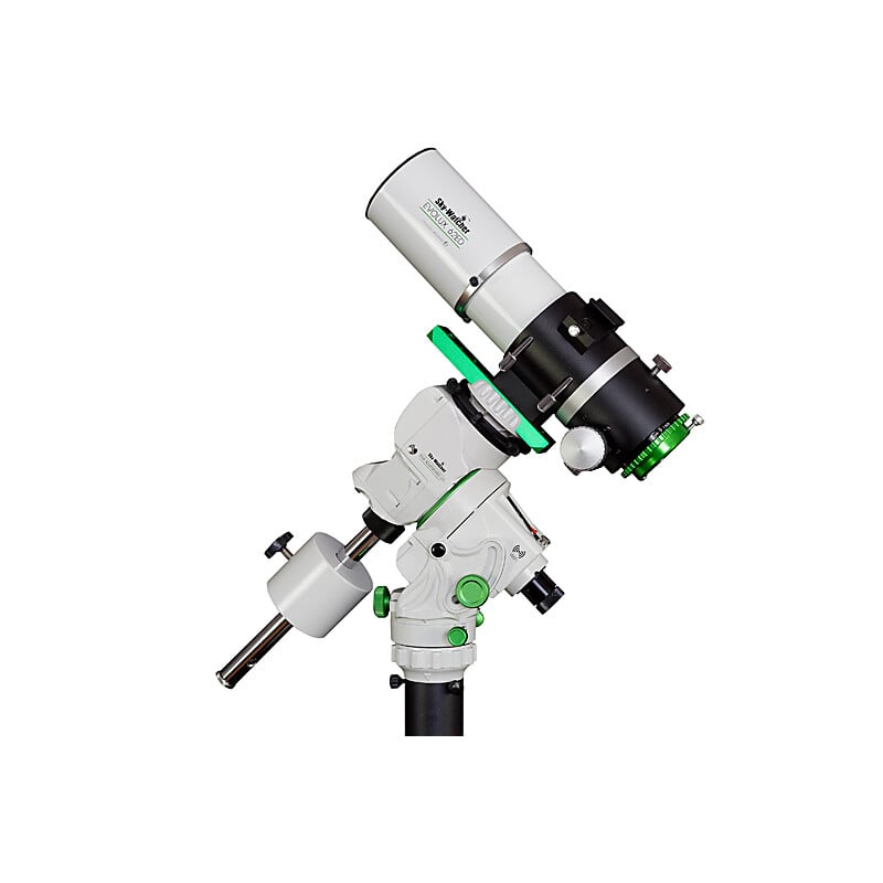 Skywatcher AP 62/400 Evolux-62ED Apochromatic Refractor Star Adventurer GTi Wi-Fi GoTo SET 1 Skywatcher AP 62 400 Evolux 62ED Apochromatic Refractor Star Adventurer GTi Wi Fi GoTo SET 2 Skywatcher AP 62/400 Evolux-62ED on Star Adventurer GTi GoTo mount with counterweight and Vixen swallowtail side view.