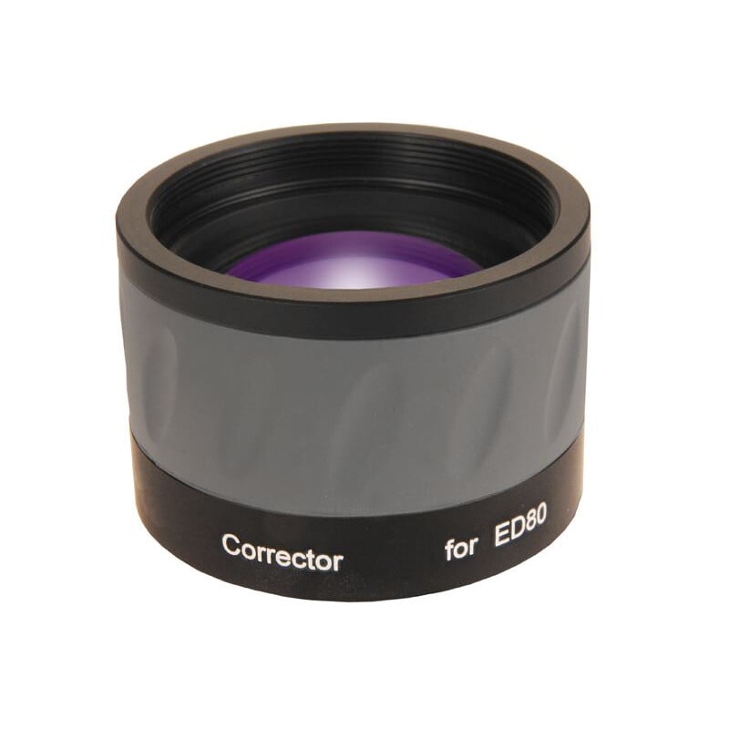 Sky-Watcher M48 Field Flattener voor Esprit-80ED Triplet Super APO 1 Skywatchers M48 Esprit 80ED Flattener 2 Skywatchers M48 Esprit-80ED flattener vooraanzicht met zwarte behuizing en paars gecoate lens.