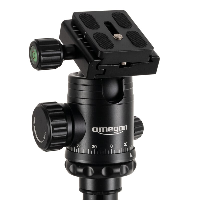 Omegon Basic 250 Driepootstatief, Aluminium, met Balhoofd 1 Omegon Basic 250 driepootstatief aluminium met balhoofd 1 Omegon Basic 250 statief detail van draaivergrendelingen op aluminium poten