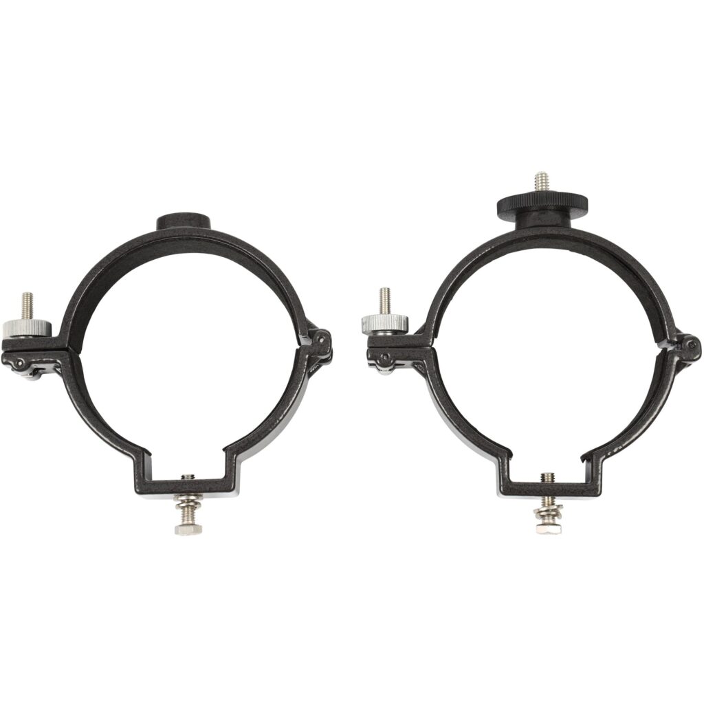 Omegon Buisringen 90 mm voor 80 mm / 400 mm Instrument 1 Omegon Buisringen 90mm voor 80 400 Telescoop Omegon Buisringen 90mm set van twee zwarte aluminium buisringen met handschroeven en 1/4'' fotodraad voor 80/400 telescoop, vooraanzicht.