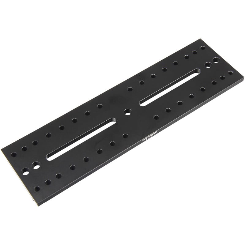 Omegon Lange Montagerail (Losmandy-Style) 1 Omegon lange montagerail Losmandy Style 2 Omegon lange montagerail zijaanzicht van 33cm Losmandy-stijl montagerail met veelvoud aan gaten en CNC-afwerking