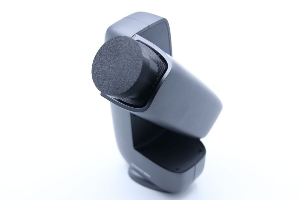 Astroprints Zubehörset für DWARF Mini – taukap, spikemaske & lensdop wordt geleverd als slim 3-in-1 accessoireset, speciaal ontwikkeld voor de DWARF Mini van Dwarflabs. Maakt het mogelijk om dauwvorming en strooilicht te verminderen, fraaie Newton-spikes te creëren, en makkelijk dark frames te maken. Lichtgewicht en eenvoudig te bevestigen dankzij geïntegreerde magneten.