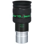 TeleVue DeLite oculair, 13mm, 1,25" productfoto van het 1,25 inch DeLite 13 mm oculair met groene opdruk en geribbelde grip op witte achtergrond