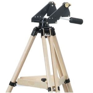 TeleVue Montering Panoramic Advanced AZ detailopname van de azimutale monteringkop op essenhouten statief met driehoekige accessoiretray op witte achtergrond