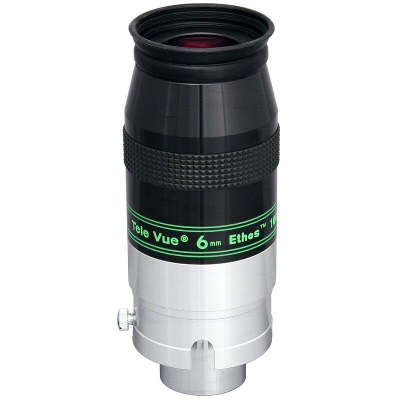 TeleVue Oculair Ethos 6mm 1,25"/2" schuin aanzicht productfoto van het oculair met opvouwbare rubberen oogschelp en metalen vatting